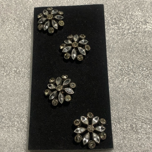 Vintage  Rhinestone / Black Metal Buttons Lot of Four plus one Free - Picture 6 of 9